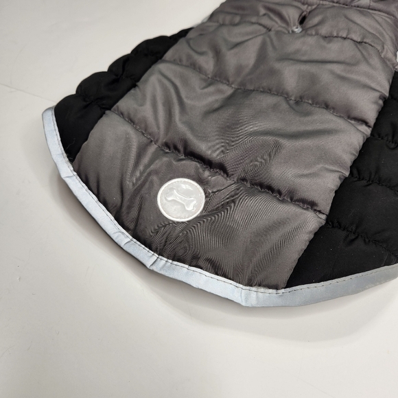 Simply Wag Puffy Dog Coat Small Faux Fur Hood Snapback Reflective Harness Hole - Picture 8 of 15